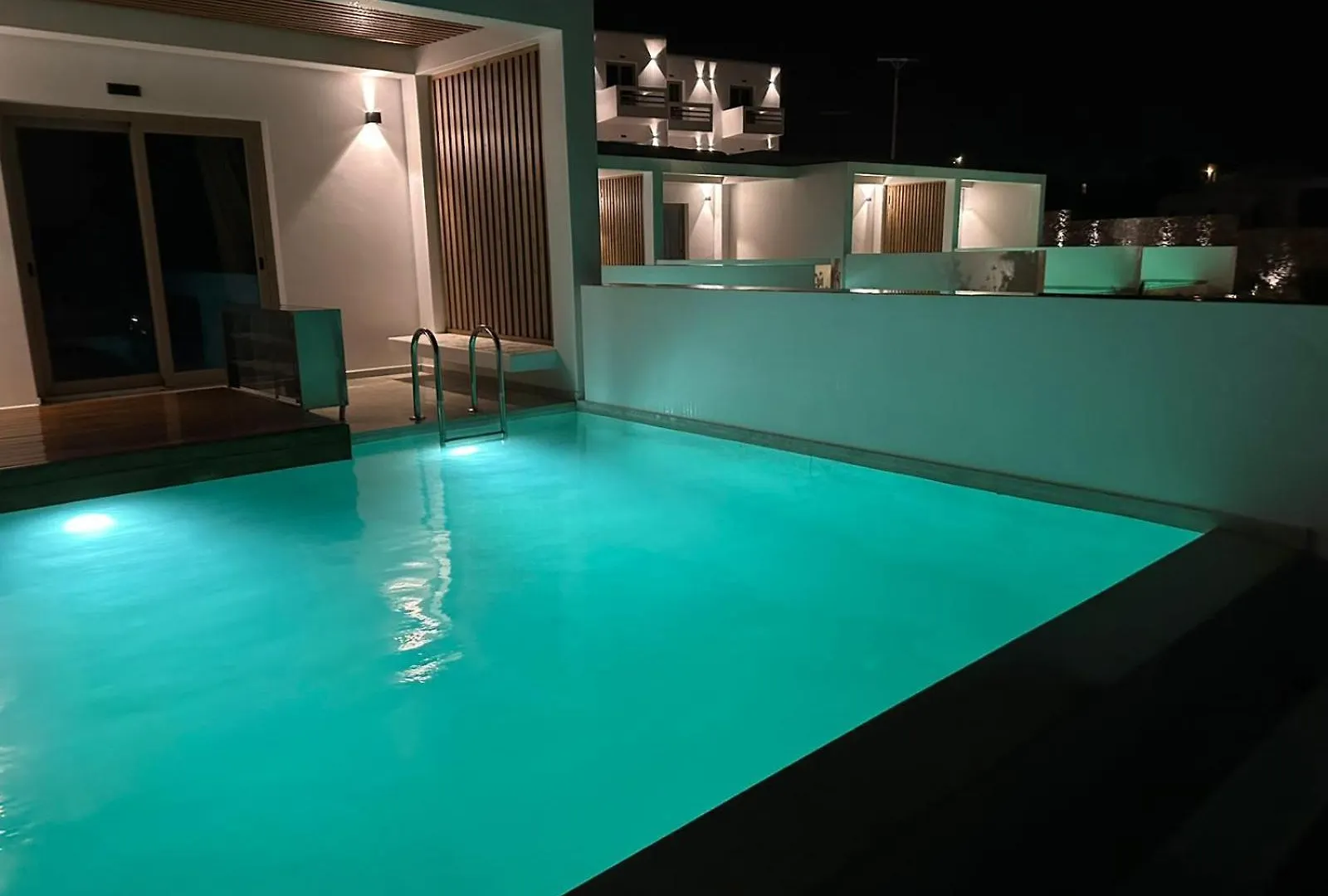 Aelo Mykonos Hotel Paradise Beach